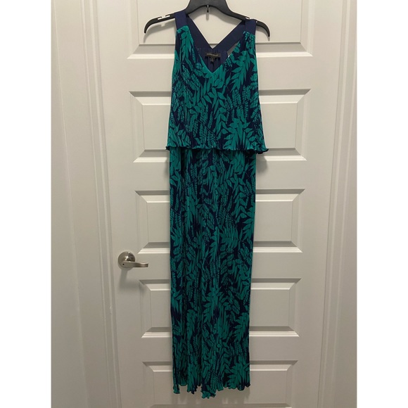 Banana Republic Maxi Dress Size Small EUC - Picture 9 of 10